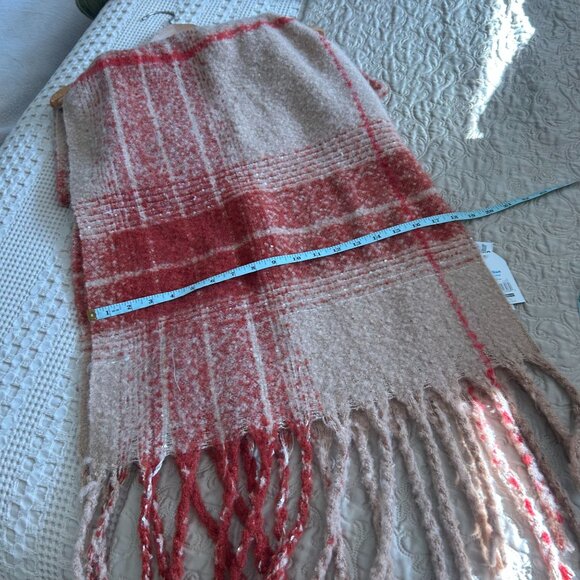 Fall Scarf Plaid Red & Beige Fringed Scarf One Size - Picture 5 of 5